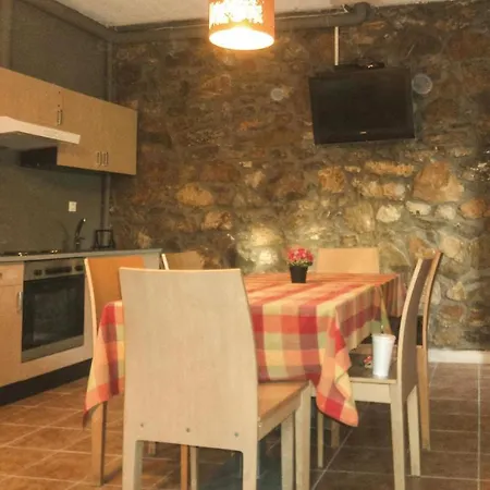 度假居 2 Bedroom Beautiful In Astros Peleponese